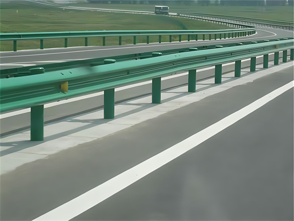 怀化波形梁护栏在高速公路的应用
